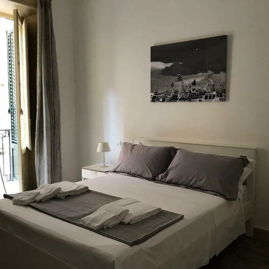Konukevi Fofino'S Rooms Palermo